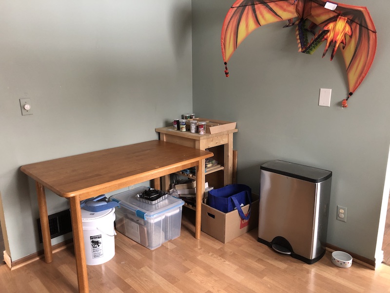 Kitchen cleanedup with table